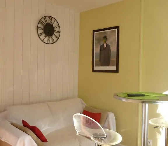 Armonui Centre Historique * הונפלר